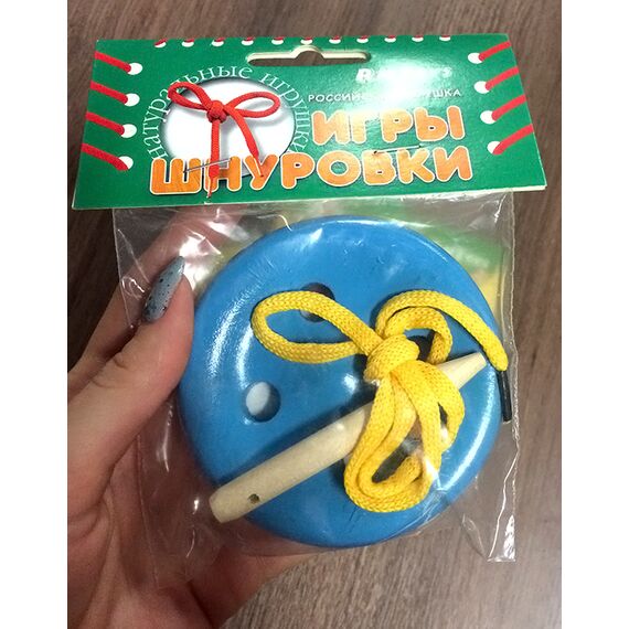 Шнуровка ПУГОВИЦА 4 дырки (цветная)